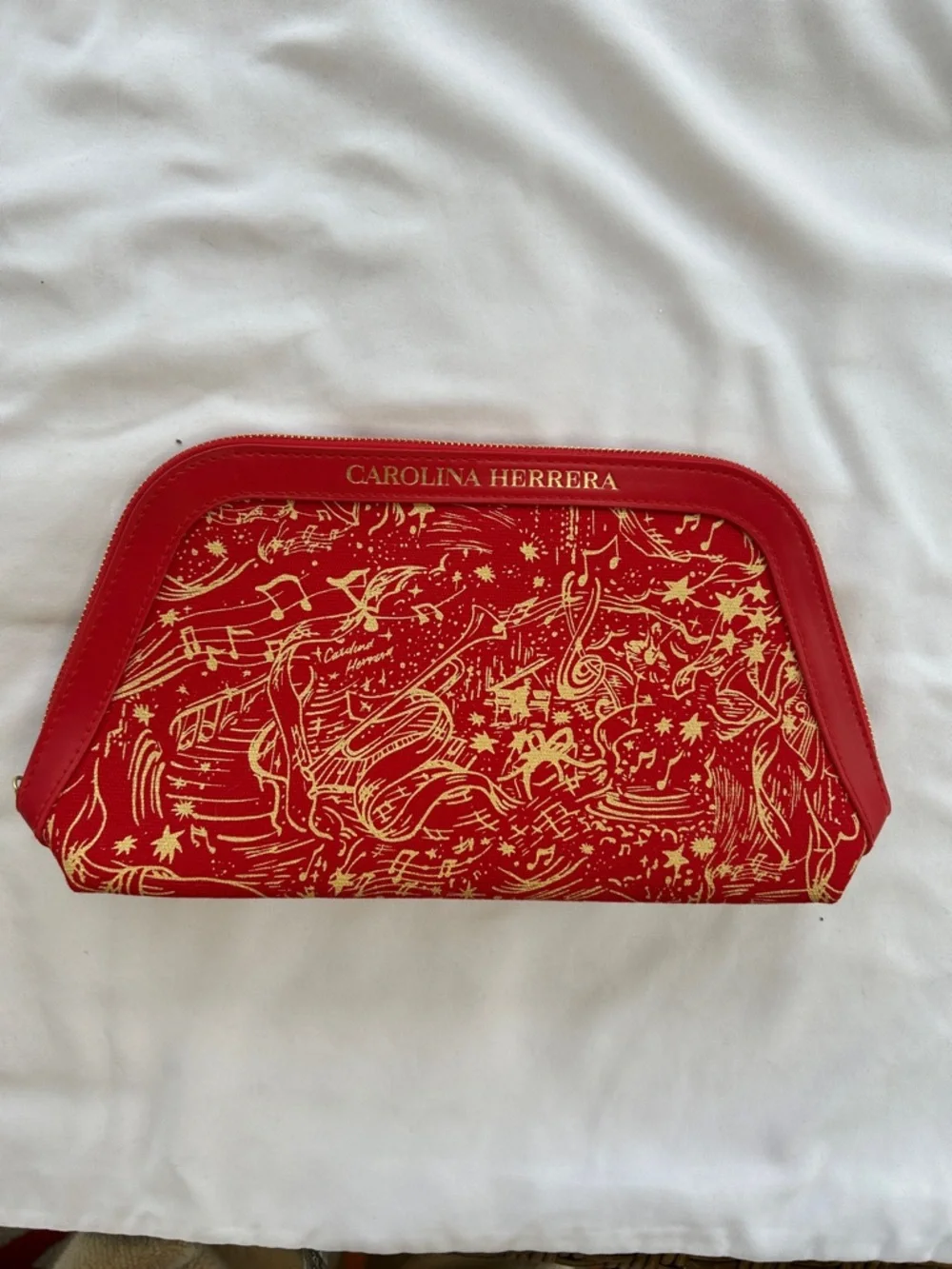 NWT Carolina Herrera Holiday Opera Special Edition Cosmetic Bag - Red & Gold
